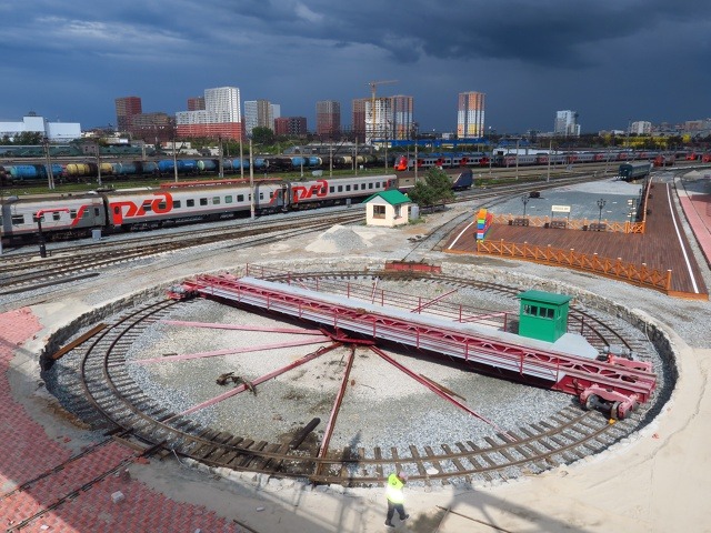 Поворотный круг станции Екатеринбург-пассажирский на реконструкции, 2023 г.