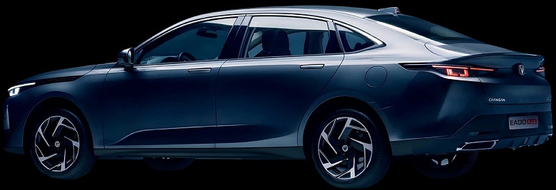 Продаваемый в России седан обновился: представлен новый Changan Eado за 87 900 юаней (1 млн рублей) - 1 Продаваемый в России седан обновился: представлен новый Changan Eado за 87 900 юаней (1 млн рублей)