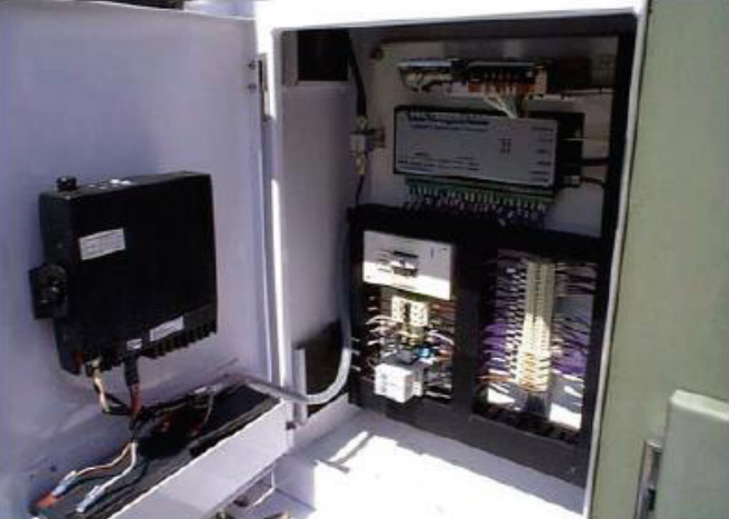 HWT PDS Compact 500 — такие контроллеры на насосных станциях и использовались в системе управления канализацией в Маручи