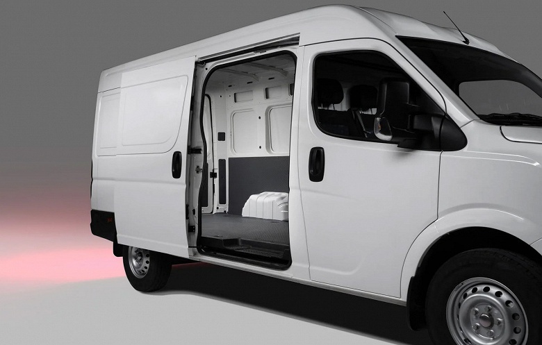 В России стартуют продажи автомобилей Normax с двигателями Renault-Nissan