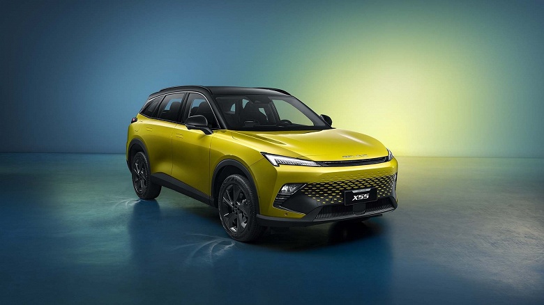 Бюджетный седан BAIC U5 Plus подорожал в России на 230 тыс. рублей, а кроссовер BAIC X55 подорожал сразу на миллион