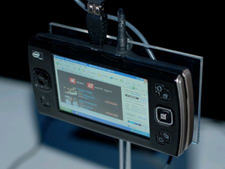 Уникальный гаджет с двумя процессорами: как китайский стартап совместил телефон и нетбук в одном корпусе? - 2