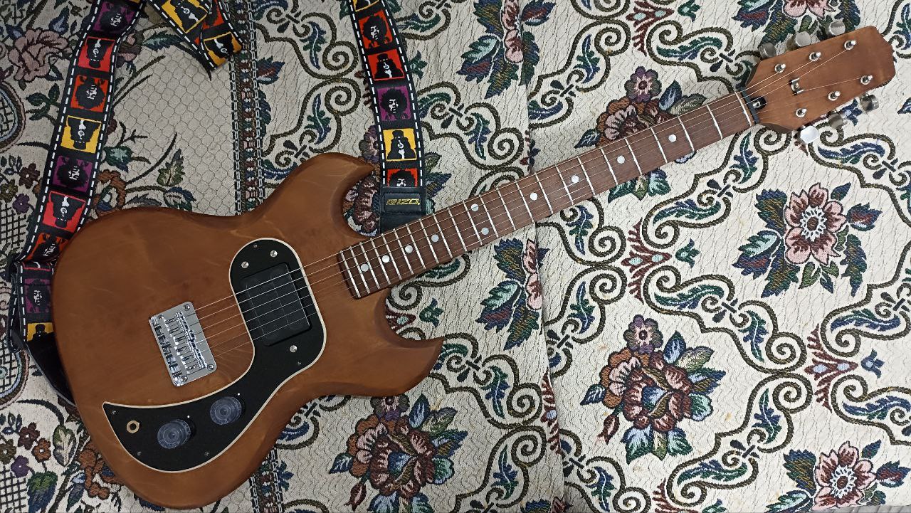 Ремонт винтажной электрогитары Ibanez GIO - 3