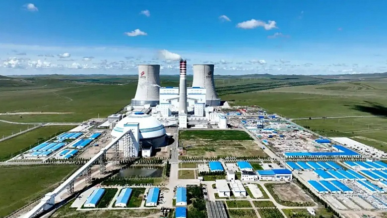 В Китае запустили крупнейший работающий котел в мире: высота — 104 метра, диаметр — 68 метров