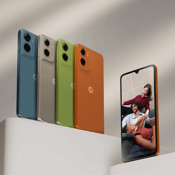 Бюджетно, со слабой зарядкой, но зато с аккумулятором до 7000 мАч и американским брендом. Представлены смартфоны Motorola Moto G06 и G06 Power