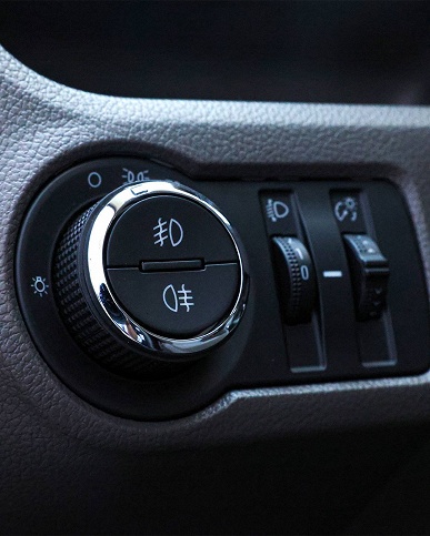 Представлен обновленный Chevrolet Cobalt. Теперь у него есть подогрев сидений и круиз-контроль