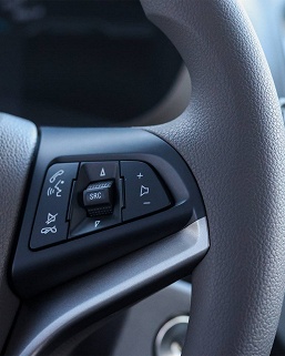 Представлен обновленный Chevrolet Cobalt. Теперь у него есть подогрев сидений и круиз-контроль