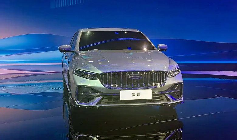 Заменитель Toyota Camry от Geely с 272-сильным мотором и 8-ступенчатым «автоматом» — очень дешево. Новый Geely Preface 2026 оценили всего 119,7 тыс. юаней (1,4 млн рублей) - 1 Заменитель Toyota Camry от Geely с 272-сильным мотором и 8-ступенчатым «автоматом» — очень дешево. Новый Geely Preface 2026 оценили всего 119,7 тыс. юаней (1,4 млн рублей)