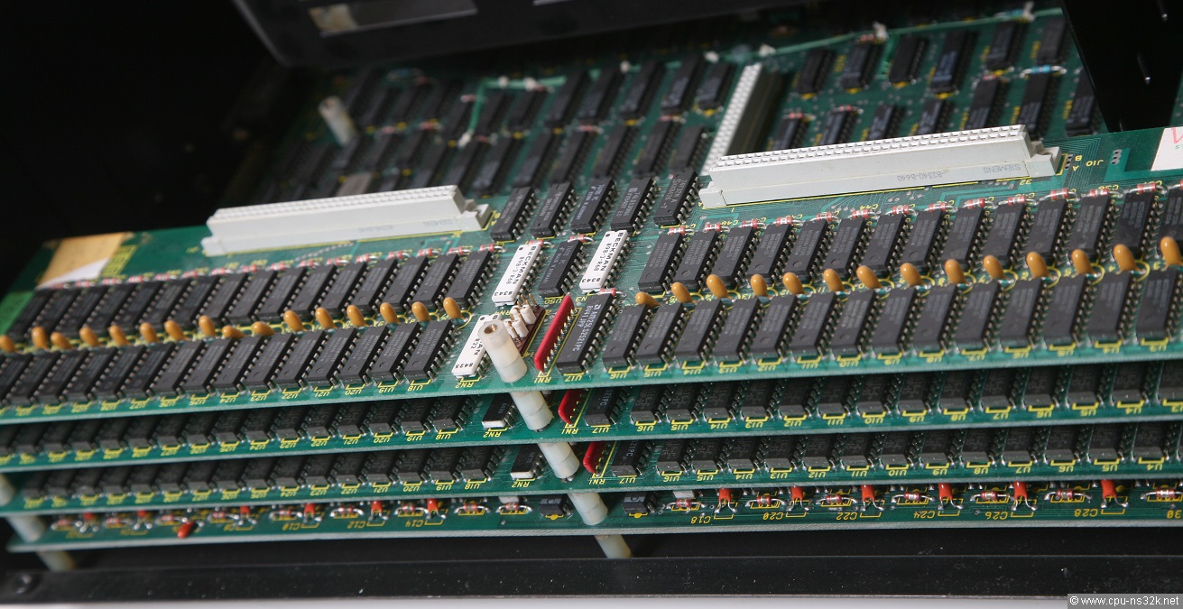 Whitechapel MG1: редкий компьютер с графическим интерфейсом из «Автостопом по Галактике» - 3 Whitechapel MG1: редкий компьютер с графическим интерфейсом из «Автостопом по Галактике» - 3