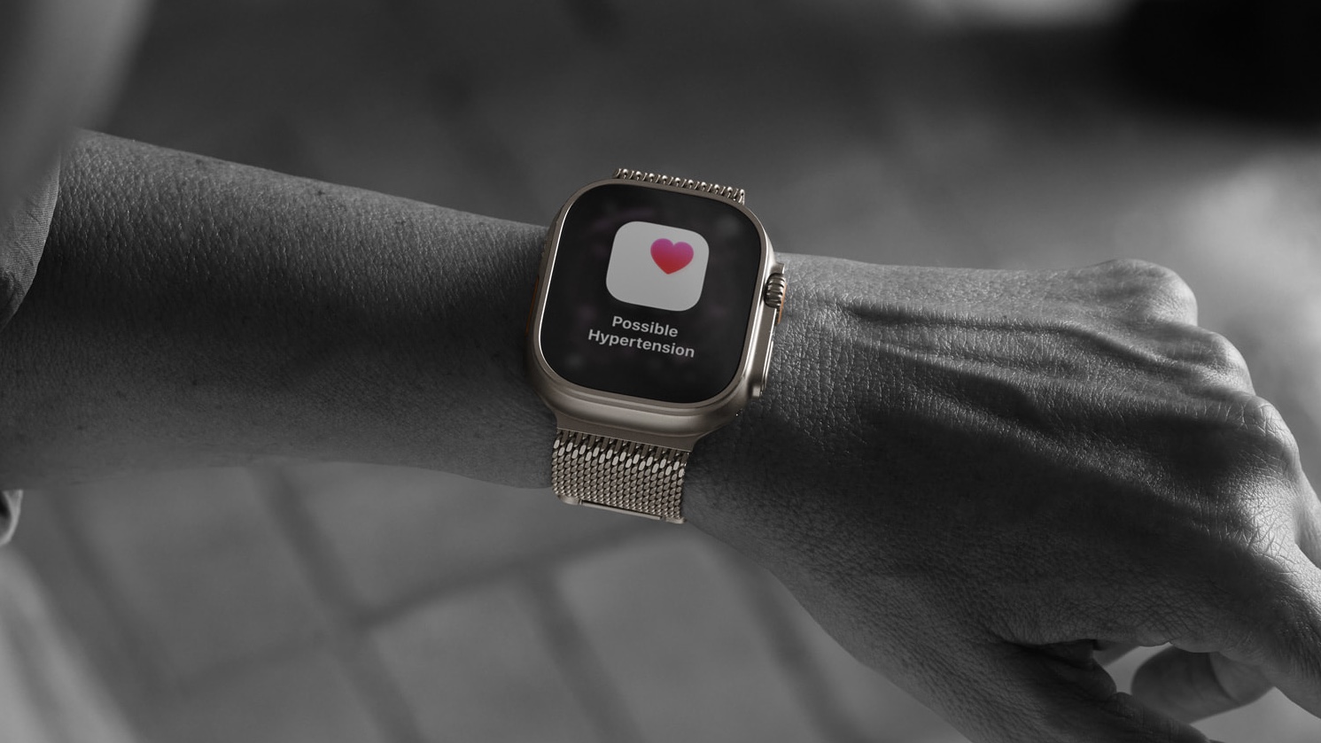 Датчики определения гипертонии тут тоже есть 