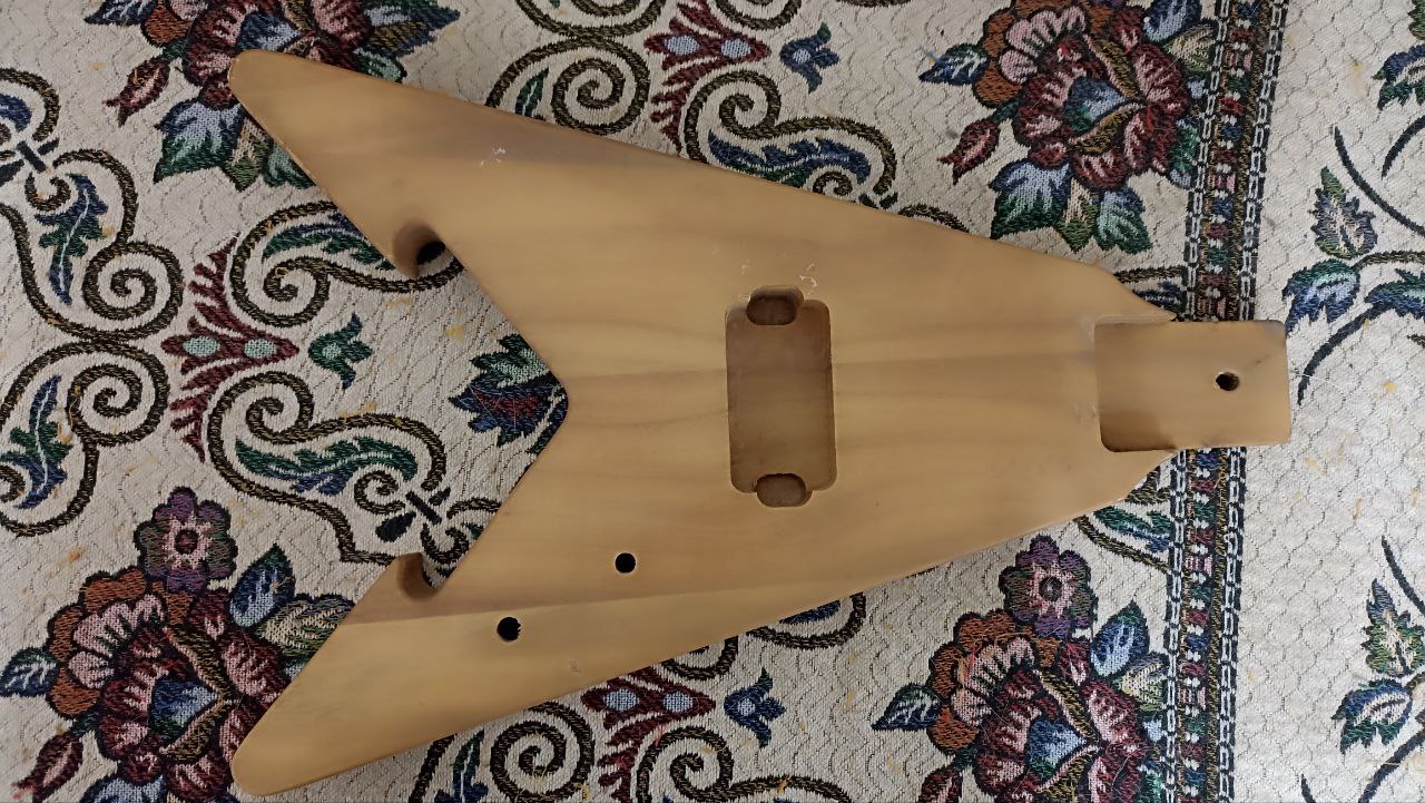 Сборка тревел-гитары из запчастей с Aliexpress - 6