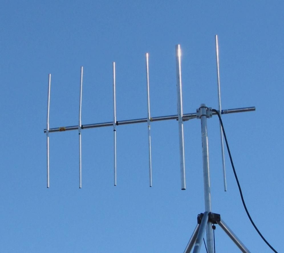 Рис. 11. Антенна типа Яги с четырьмя директорами (источник)