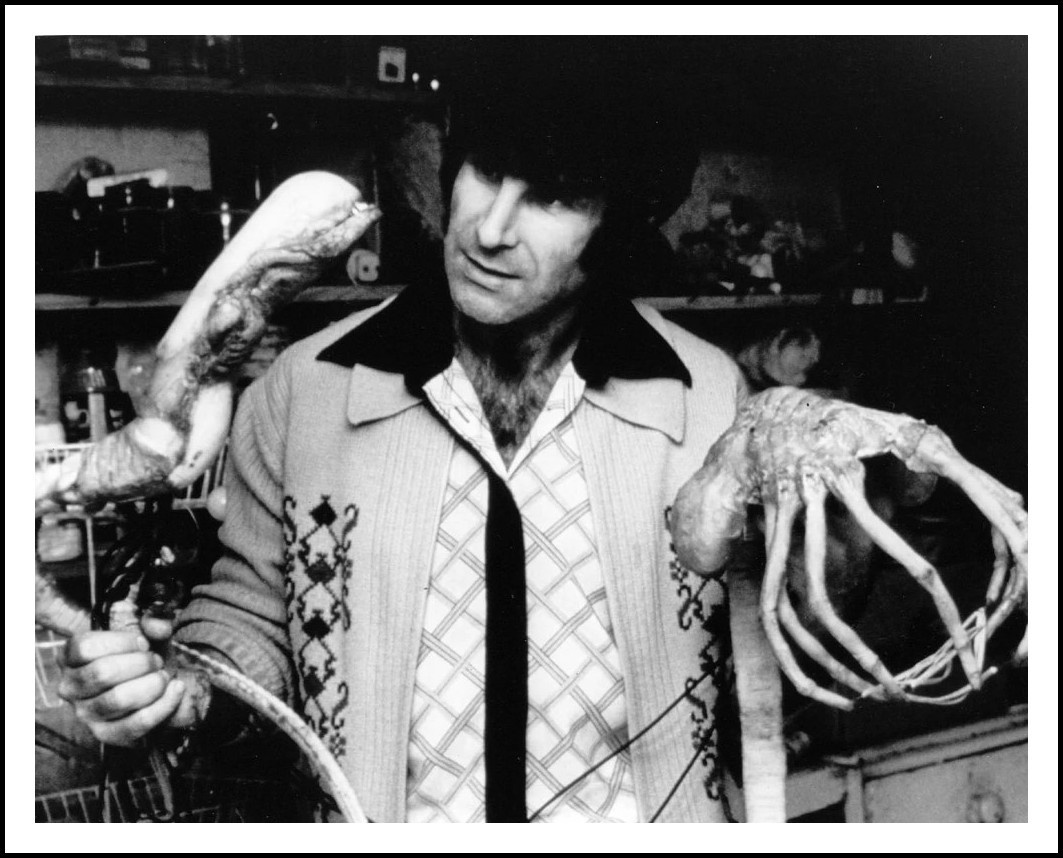 Роджер Дикен с детишками