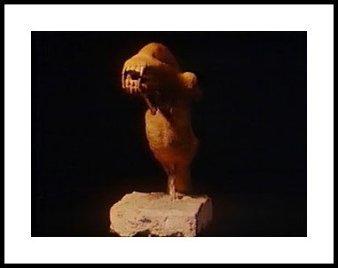 Болезнь Крона, осы-паразиты и «больной нытик из Цюриха»: что стоит за главной сценой «Чужого» - 24