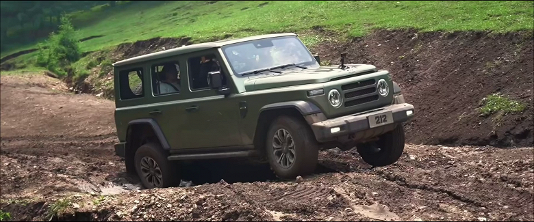 Составлен топ-5 самых дешевых рамных внедорожников в России: BAW 212 с мощным 2,0-литровым мотором и 8-ступенчатым &laquo;автоматом&raquo; как альтернатива УАЗам