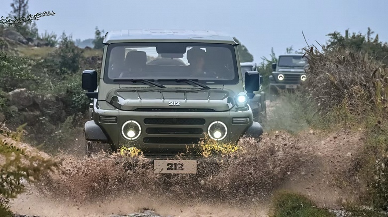 «Китайский УАЗ» BAW 212 получил в России новый мотор: 170-сильный дизель, 8-ступенчатый «автомат», полный привод с блокировкой, гарантия — 3,65 млн рублей - 3 «Китайский УАЗ» BAW 212 получил в России новый мотор: 170-сильный дизель, 8-ступенчатый «автомат», полный привод с блокировкой, гарантия — 3,65 млн рублей