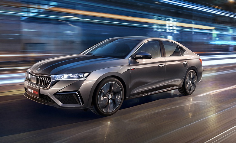 Новую Skoda Octavia Pro можно заказать в России за 2,3 млн рублей — на 200 тыс. рублей дешевле, чем в июне - 2 Новую Skoda Octavia Pro можно заказать в России за 2,3 млн рублей — на 200 тыс. рублей дешевле, чем в июне