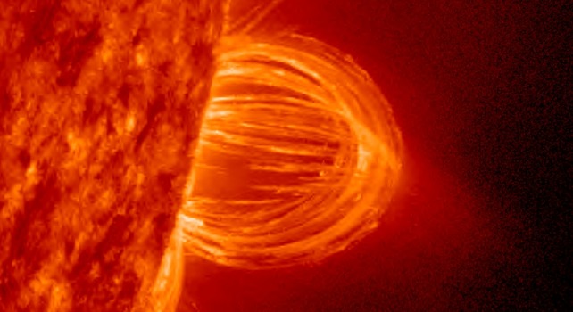 Двойная природа энергичных электронов раскрыта: Solar Orbiter измерил частицы в рекордной близости к Солнцу и впервые связал их с конкретными событиями - 1 Двойная природа энергичных электронов раскрыта: Solar Orbiter измерил частицы в рекордной близости к Солнцу и впервые связал их с конкретными событиями