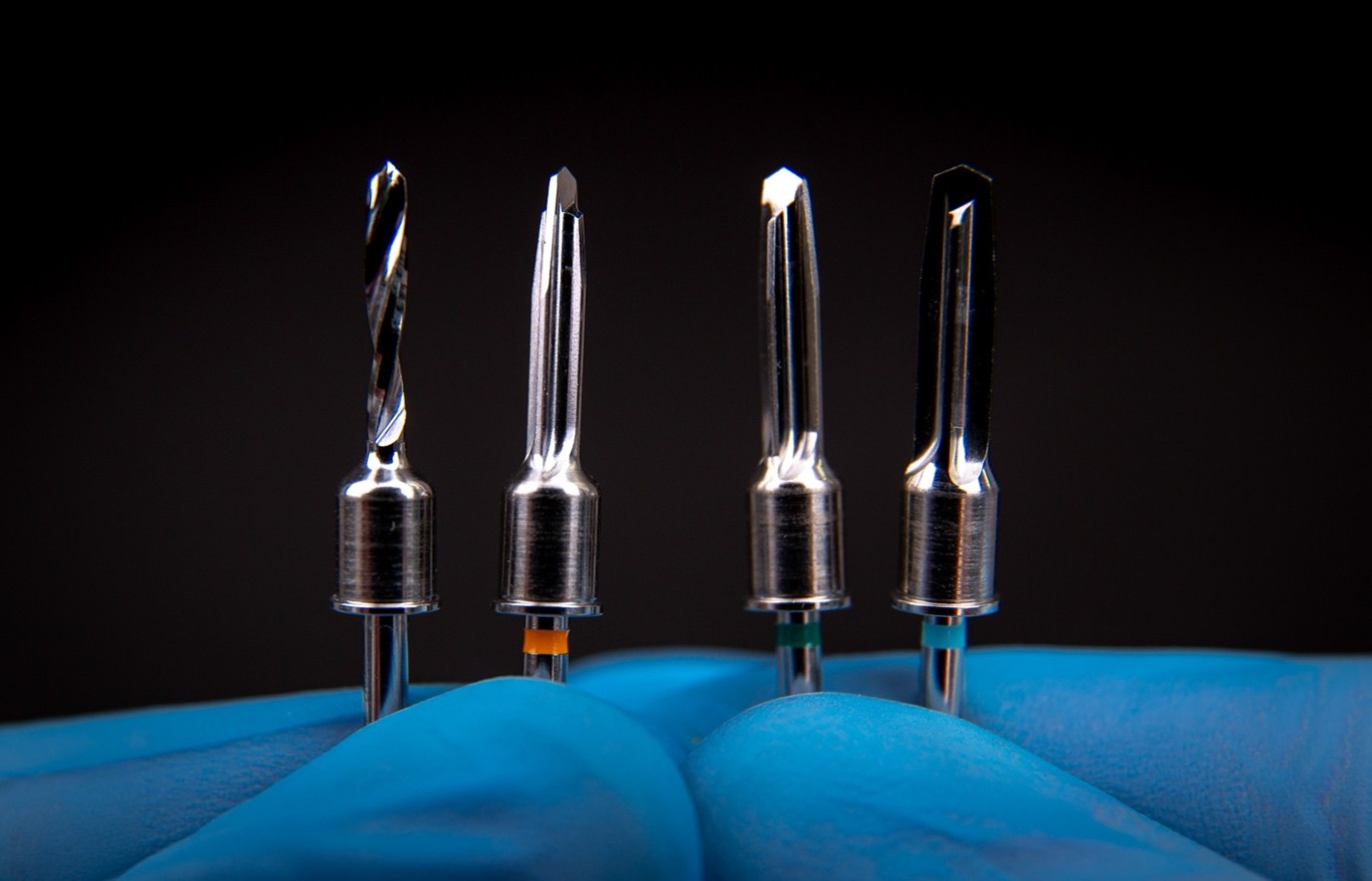 Показываю арсенал инквизиции из своего стоматологического кабинета - 2 Показываю арсенал инквизиции из своего стоматологического кабинета - 2