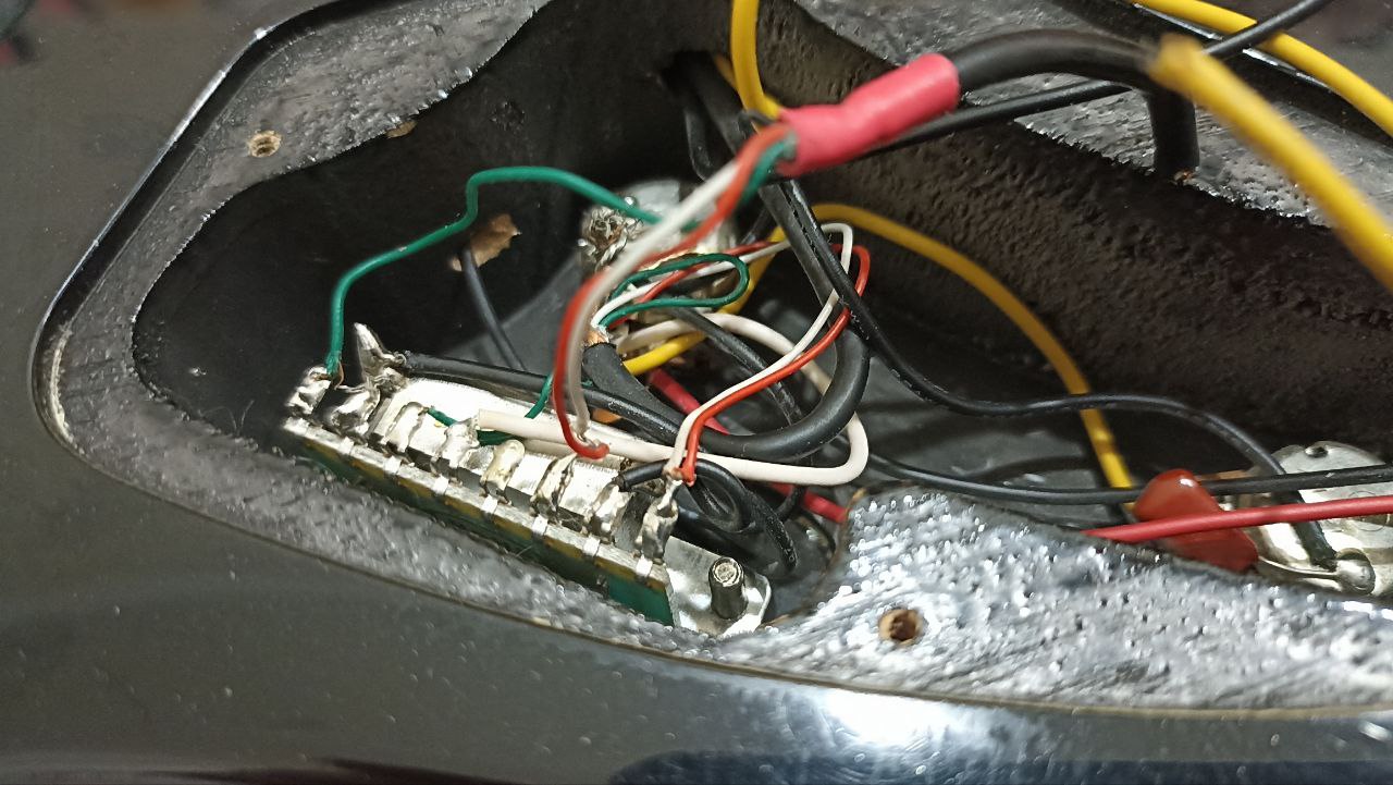 Установка бриджевого хамбакера на дешёвый стратокастер - 19 Установка бриджевого хамбакера на дешёвый стратокастер - 19