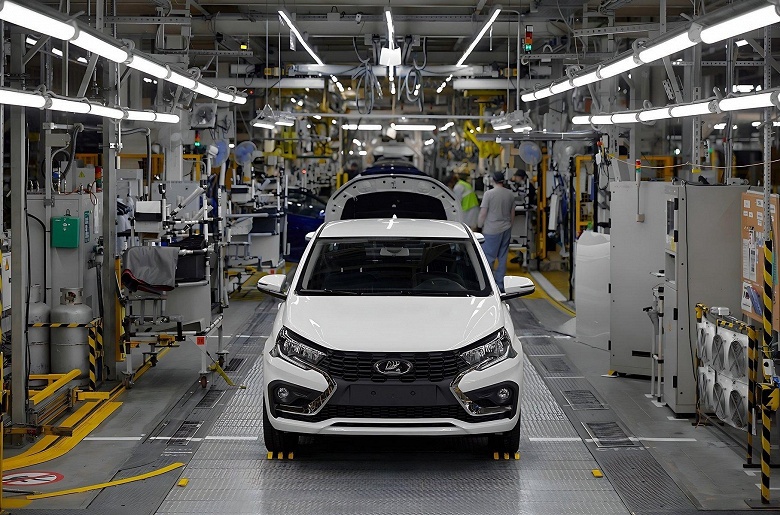 Первые Lada Iskra петербургской сборки поступили к дилерам - 1 Первые Lada Iskra петербургской сборки поступили к дилерам