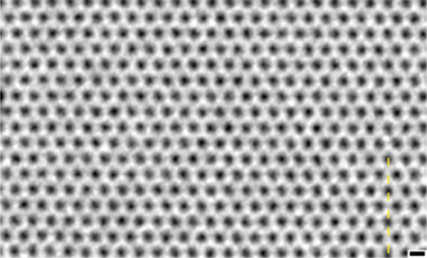 Сетка графена, снимок через микроскоп.