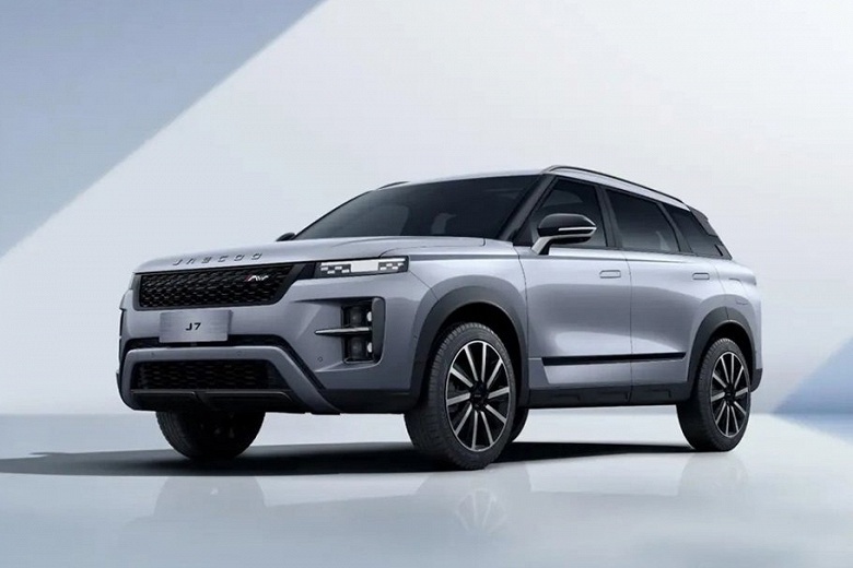 Внедорожник в стиле Range Rover Evoque уже в России с гарантией 3 года или 100 000 км: начались продажи Jaecoo J7