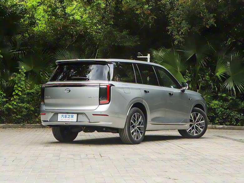 Еще один конкурент Li Auto, на этот раз от GAC. Стартовали продажи GAC Trumpchi S9 — это 500-сильный гибрид за 229,8 тыс. юаней (2,7 млн рублей), который появится в России - 2 Еще один конкурент Li Auto, на этот раз от GAC. Стартовали продажи GAC Trumpchi S9 — это 500-сильный гибрид за 229,8 тыс. юаней (2,7 млн рублей), который появится в России