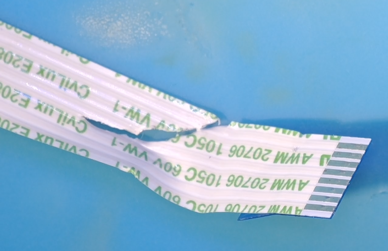 Как я ремонтировал ноутбук, купленный за 12 евро. Восстановление при помощи паяльника и отчаяния - 4