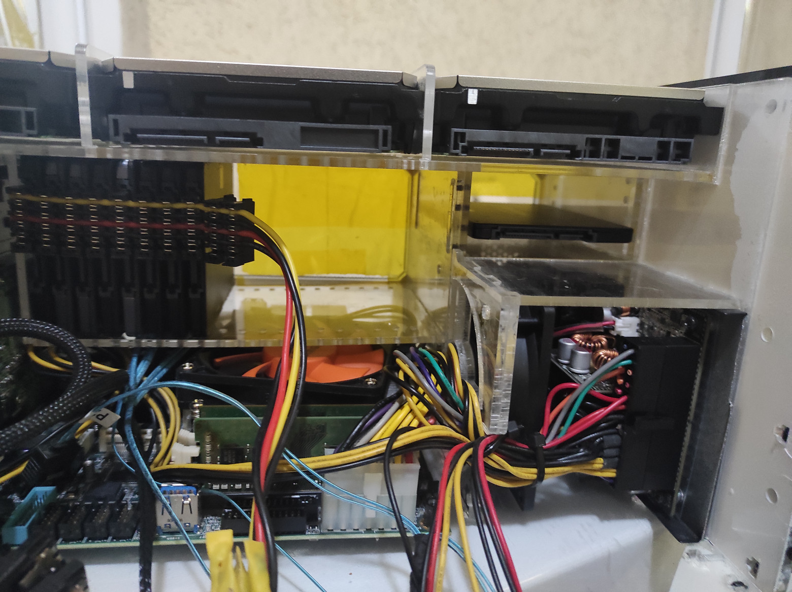 Хождение по граблям, или создаем свой мини корпус для NAS, 26ssd 3+5hdd - 13 Хождение по граблям, или создаем свой мини корпус для NAS, 26ssd 3+5hdd - 13