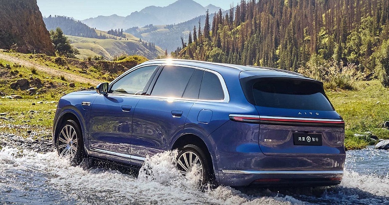 Новейший Huawei Aito M7 стал суперхитом: его заказали сотни тысяч человек - 1 Новейший Huawei Aito M7 стал суперхитом: его заказали сотни тысяч человек