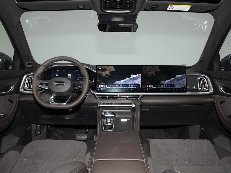 Стартовали продажи Geely Monjaro 2026. Более мощный мотор и 8-ступенчатый «автомат» за 145,7 тыс. юаней (1,7 млн рублей) - 3 Стартовали продажи Geely Monjaro 2026. Более мощный мотор и 8-ступенчатый «автомат» за 145,7 тыс. юаней (1,7 млн рублей)