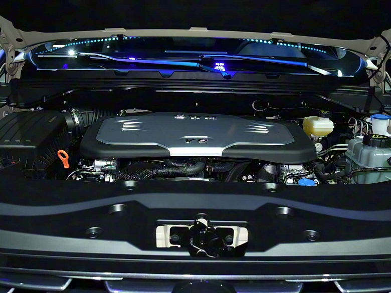 Китайские пикапы все ближе к американским. Стартовали продажи Great Wall Poer с 3,0-литровым мотором V6 и 9-ступенчатым автоматом &mdash; недорого