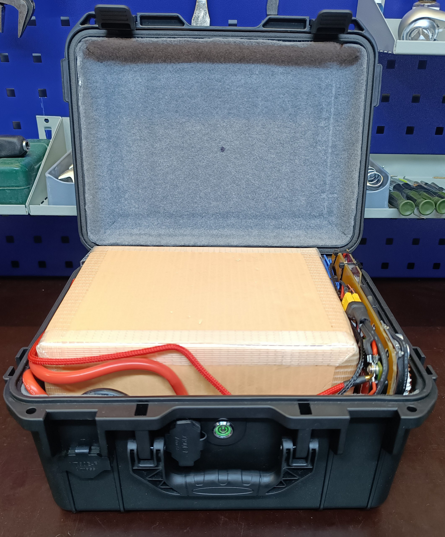 Внутри тоже симпатично