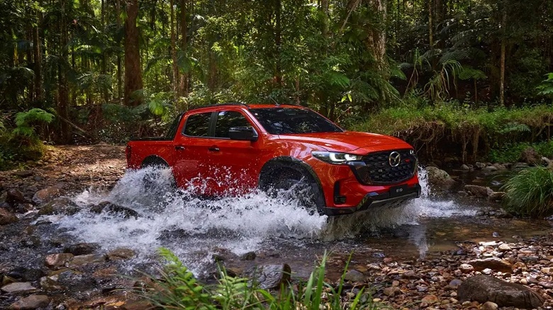 Mazda представила обновлённый BT-50 с другим дизельным мотором