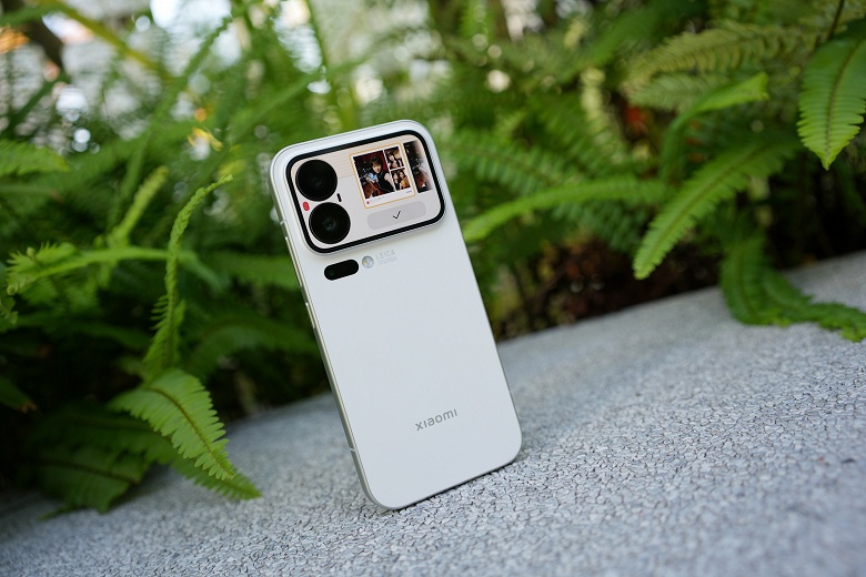 Xiaomi 17 Pro и 17 Pro Max показали со всех сторон после презентации. Выпущен уникальный чехол