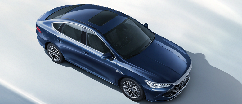 Китайский гигант BYD продолжает снижать цены на фоне падения продаж в Китае - 1 Китайский гигант BYD продолжает снижать цены на фоне падения продаж в Китае