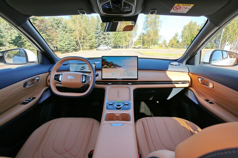 Первый белорусский кроссовер, который приедет в Россию. Живые фото Belgee X80, который расходует от 6,4 до 10 л/100 км