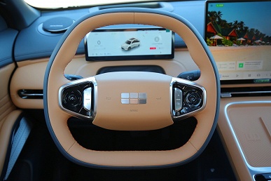 Первый белорусский кроссовер, который приедет в Россию. Живые фото Belgee X80, который расходует от 6,4 до 10 л/100 км