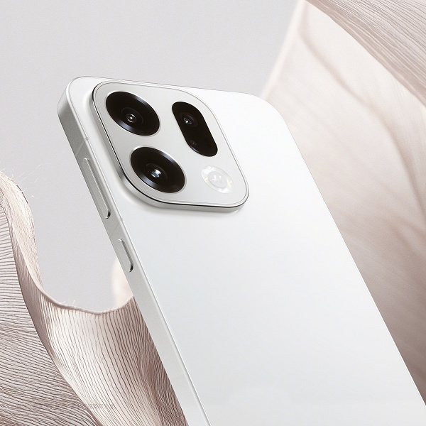 7025 мАч, 80 Вт, 120 Гц, тройная 50-мегапиксельная камера Hasselblad, IP69 и Dimensity 9500. Раскрыты характеристики Oppo Find X9