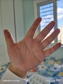 Xiaomi 17 Pro Max сравнили с предыдущим флагманом Xiaomi 15 Ultra, а также с iPhone 17 Pro Max и Galaxy S25 Ultra