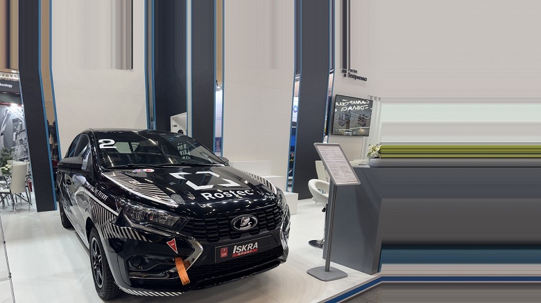 АвтоВАЗ показал гоночную версию Lada Iskra Sport - 1 АвтоВАЗ показал гоночную версию Lada Iskra Sport