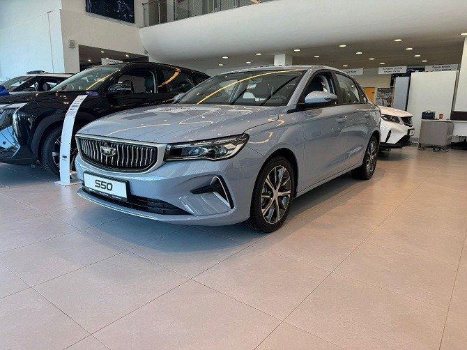 Замена Geely Emgrand: Belgee S50 начал поступать к российским дилерам. Названы конкуренты новинки - 1 Замена Geely Emgrand: Belgee S50 начал поступать к российским дилерам. Названы конкуренты новинки