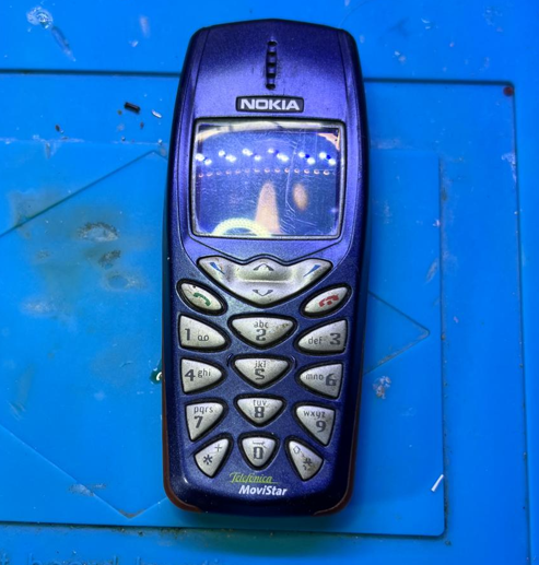 Что умел Nokia 3510i: ретрообзор хитового телефона. Разбираем и изучаем ветерана - 5