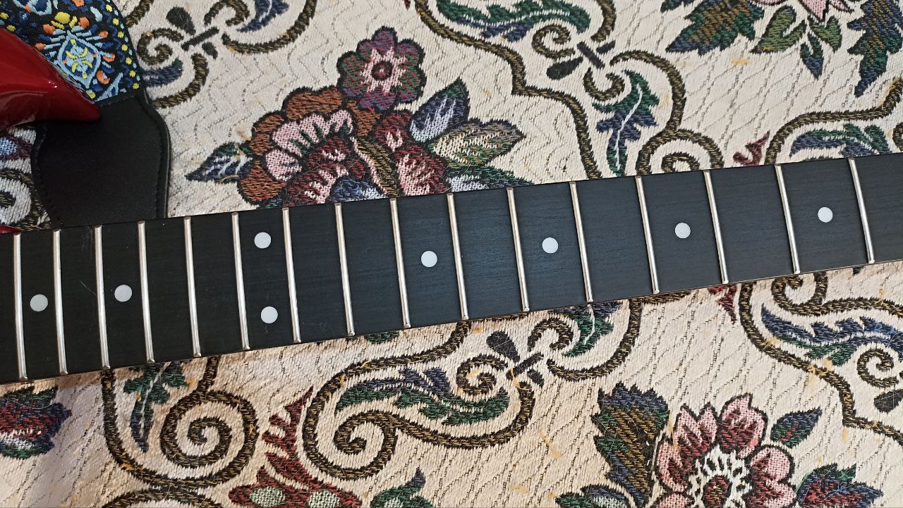 Enya Inspire — умная углепластиковая электрогитара для гиков - 9