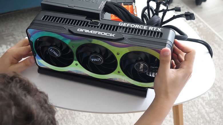 Thunderbolt 5 в реальных задачах заметно хуже Oculink. Для создания внешней видеокарты второй вариант предпочтительнее - 1 Thunderbolt 5 в реальных задачах заметно хуже Oculink. Для создания внешней видеокарты второй вариант предпочтительнее