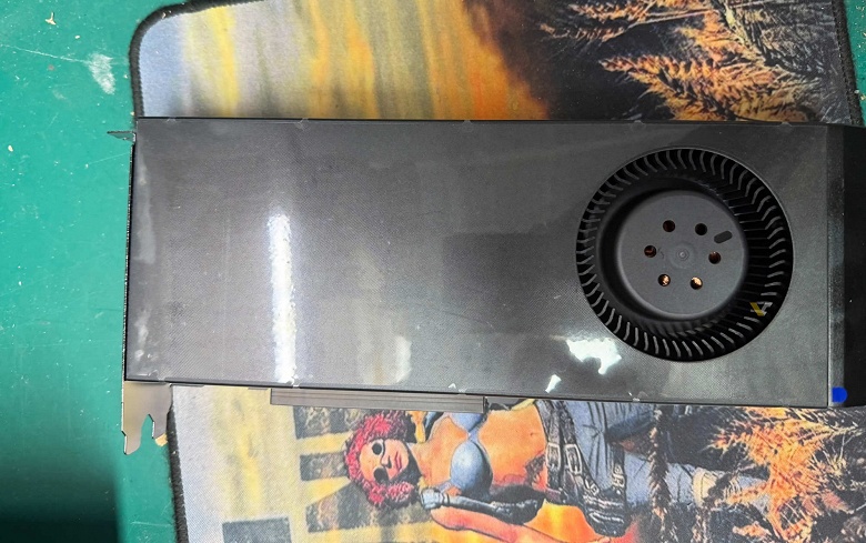 В Китае начали продавать GeForce RTX 4080 Super с 32 ГБ памяти &mdash; всего 1280 долларов