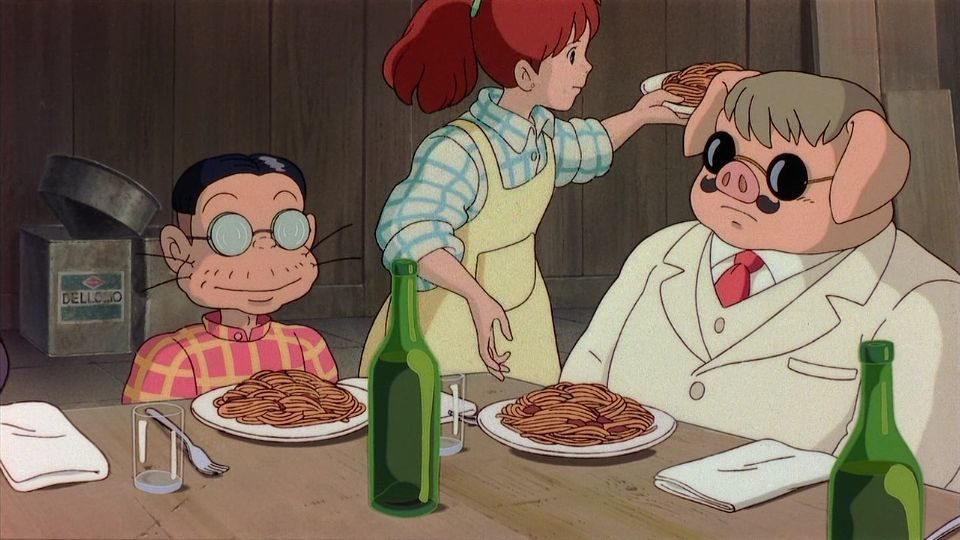 Впрочем, постоянно употребляющие пасту с томатным соусом работники семейной мастерской в Милане 1922 года в «Порко Россо» Миядзаки — всё же анахронизм. На большой фабрике возможно, но на семейном предприятии там и тогда это скорее были бы ризотто или полента