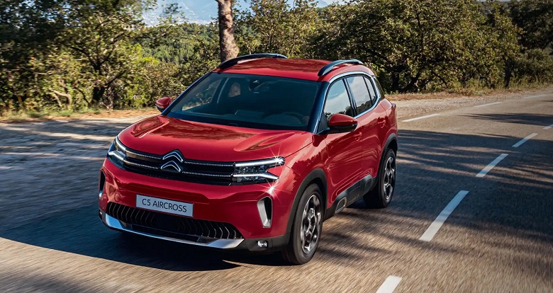 Peugeot 408X, 4008, 5008, Citroen C5 Aircross и C5 X подешевели в России &mdash; новые скидки достигают 400 тыс. рублей