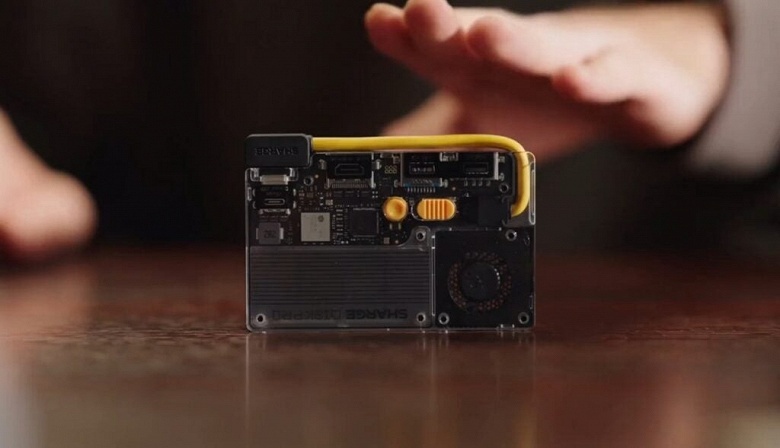 SSD и док-станция с активным охлаждением размером с кредитную карту. Представлен Sharge Disk Pro